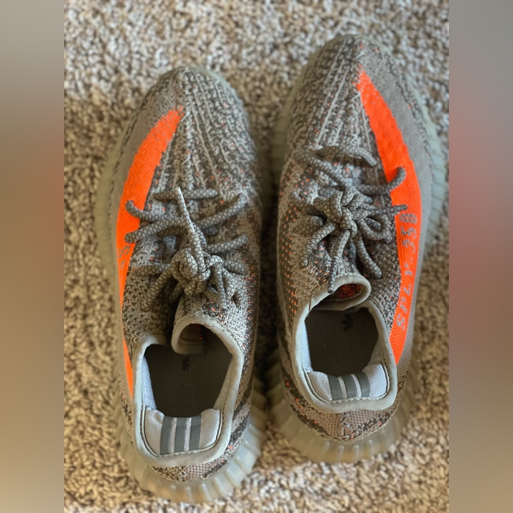 Yeezy 350 in size 5.5